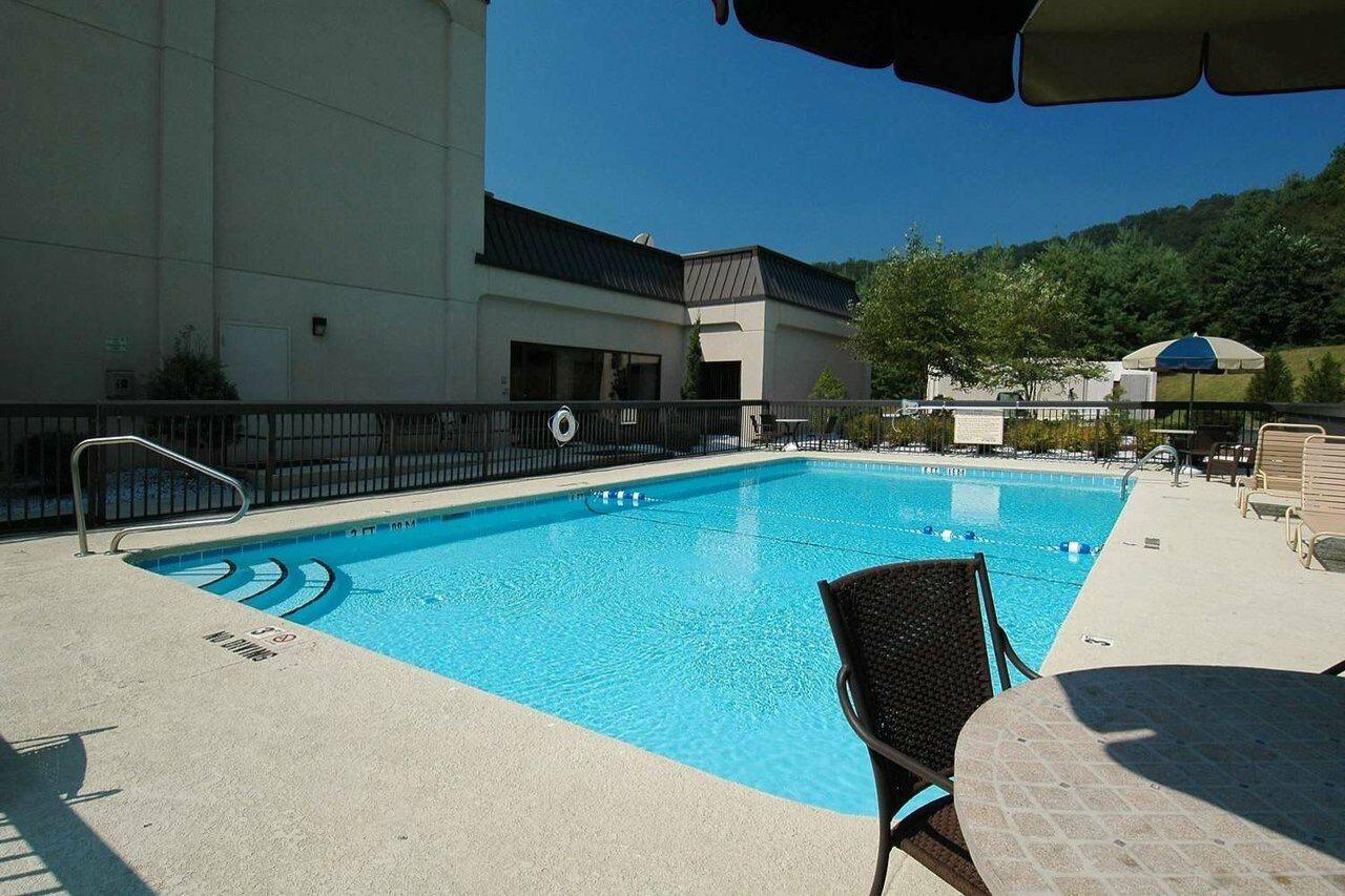 Hampton Inn Brevard Pisgah Forest Esterno foto