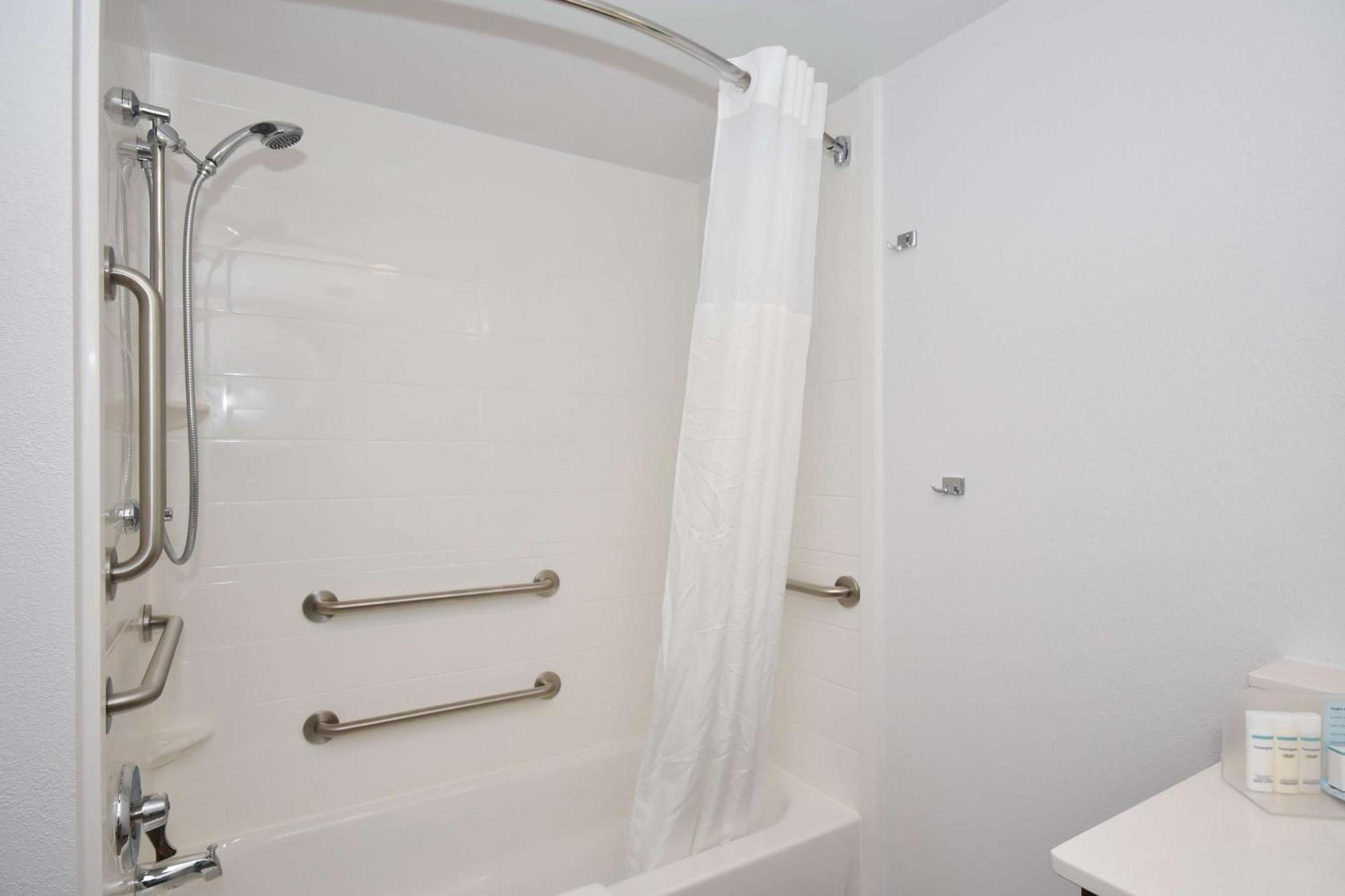 Hampton Inn Brevard Pisgah Forest Esterno foto